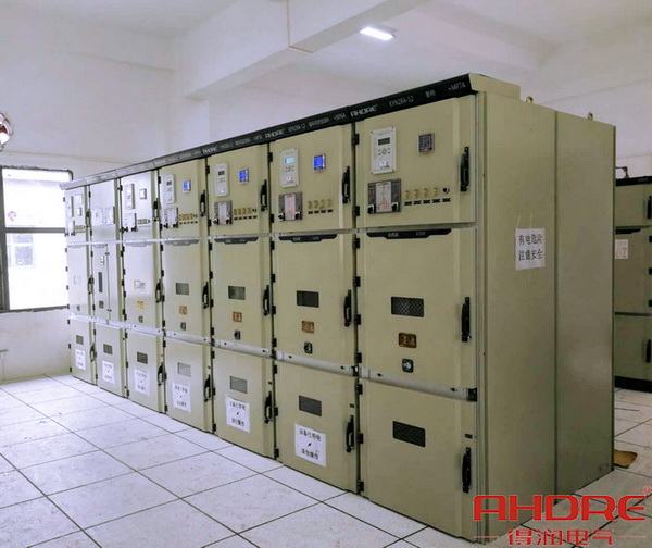 10KV高壓柜項目現場圖.jpg
